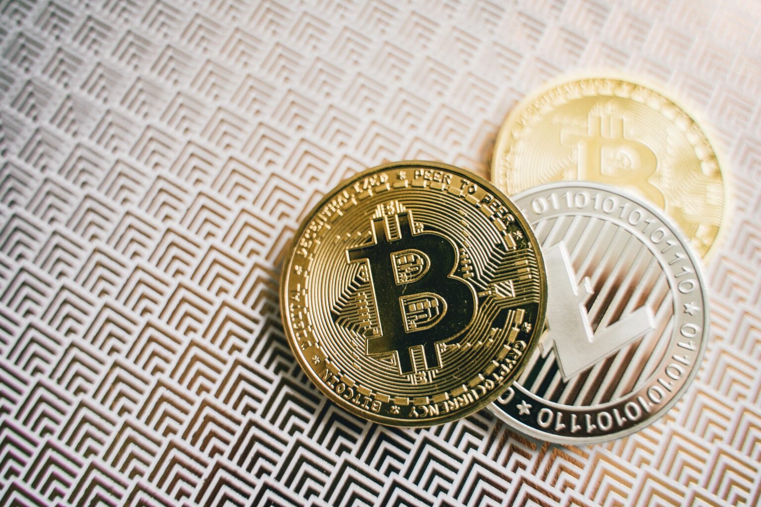 Bitcoin Maxi, CEO Expects ‘$0.01 Million’ As Threshold For BTC ‘Sale’