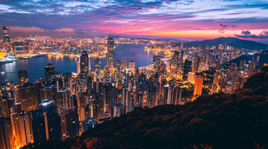 Hong Kong’s Crypto Licensing Faces Hurdles as 11 Exchanges Under Review