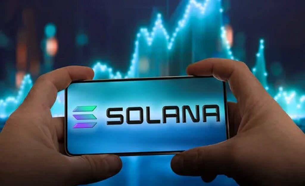 Solana DeFi Growing, Daily Users Approaching 7 Million: Will SOL Crack $200?